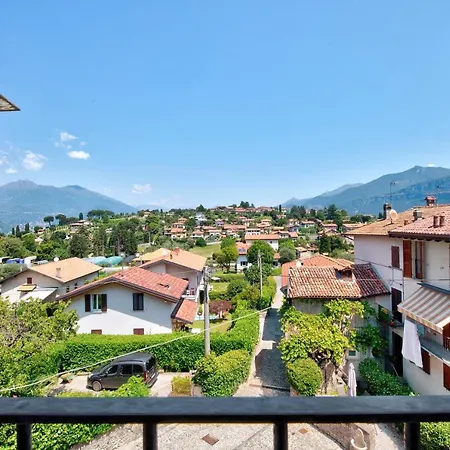 Taronico Apartments Duck Bellagio Exterior photo